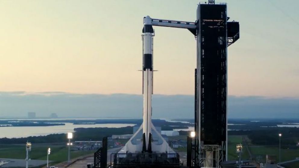 La aeronave será lanzada a las 21.27hs