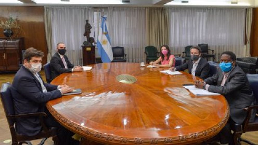 El FMI pide más recortes para achicar el déficit