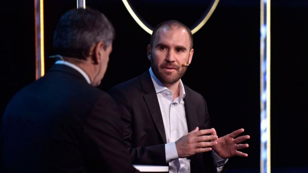 "La política cambiaria seguirá siendo la misma", ratificó Guzmán