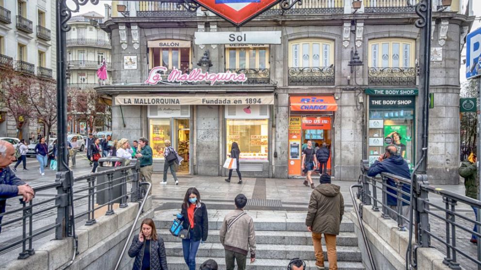 Los españoles dudan en la eficacia de la vacuna