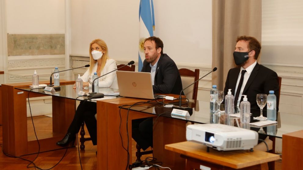 López presentó los lineamientos del proyecto