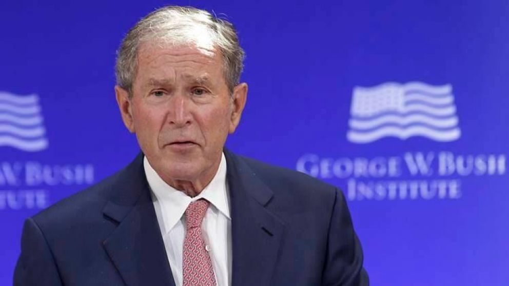 Ex presidente Bush felicitó a Biden y dijo que la elección "fue justa"