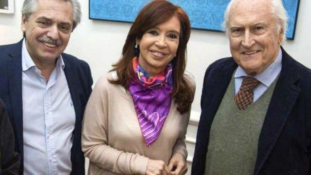 Fernández expresó "profundo dolor por el fallecimiento del querido Pino"