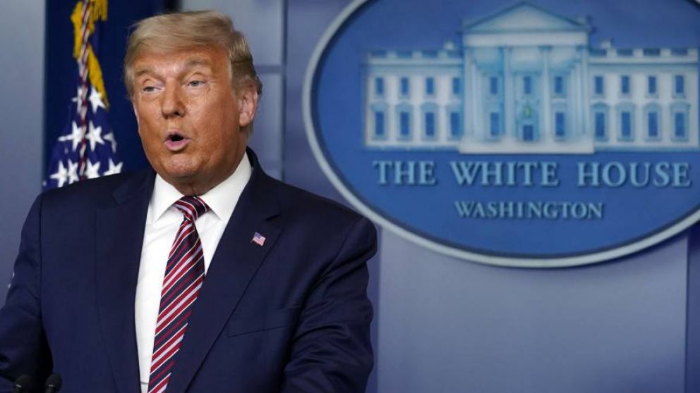 El actual presidente de Estados Unidos asegura que la inminente victoria de Biden es "falsa"