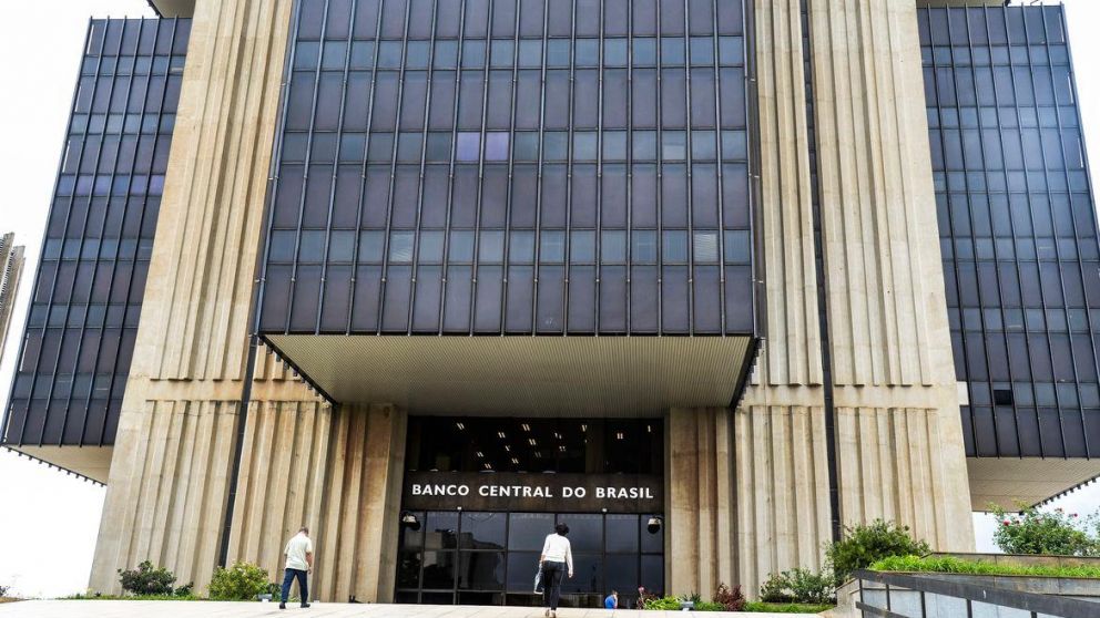 Brasil vota proyecto que otorga más independencia al banco central