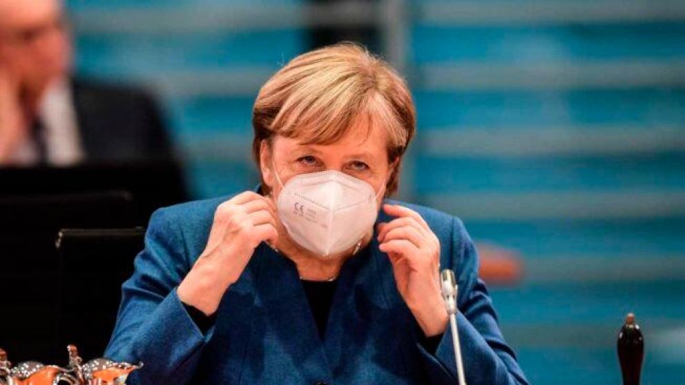 Merkel no descarta prolongar la duraci�n de las nuevas restricciones