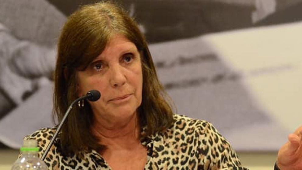 La ministra de Gobierno, Teresa García, coordinará la Unidad de Tierras