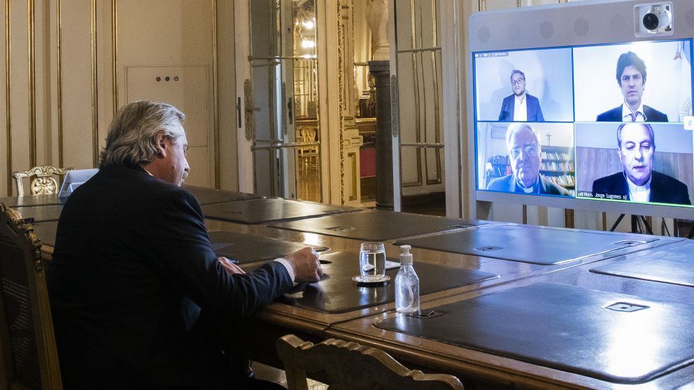 Fernández participó "Recomenzar la Argentina y la Patria Grande; Diálogo social para la igualdad" por videoconferencia desde Casa Rosada