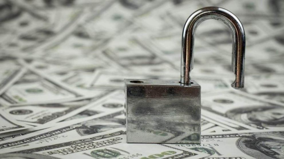 ¿Conviene invertir en los nuevos bonos dólar linked?