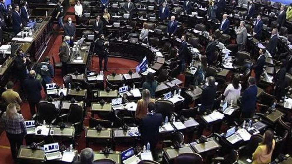 Nuevas medidas que intentan promover el ahorro en moneda nacional