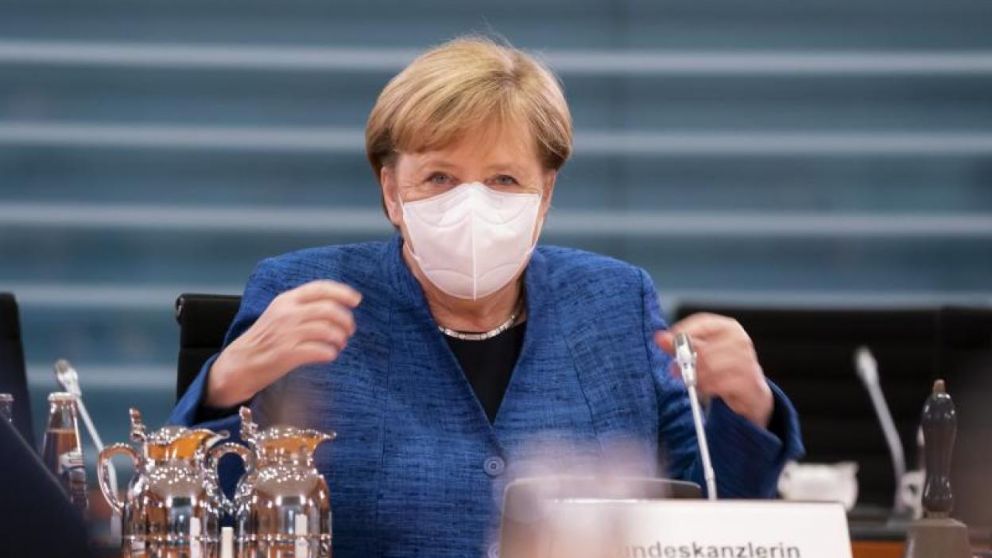 Postergan hasta 2021 elección del futuro sucesor de Merkel en la CDU