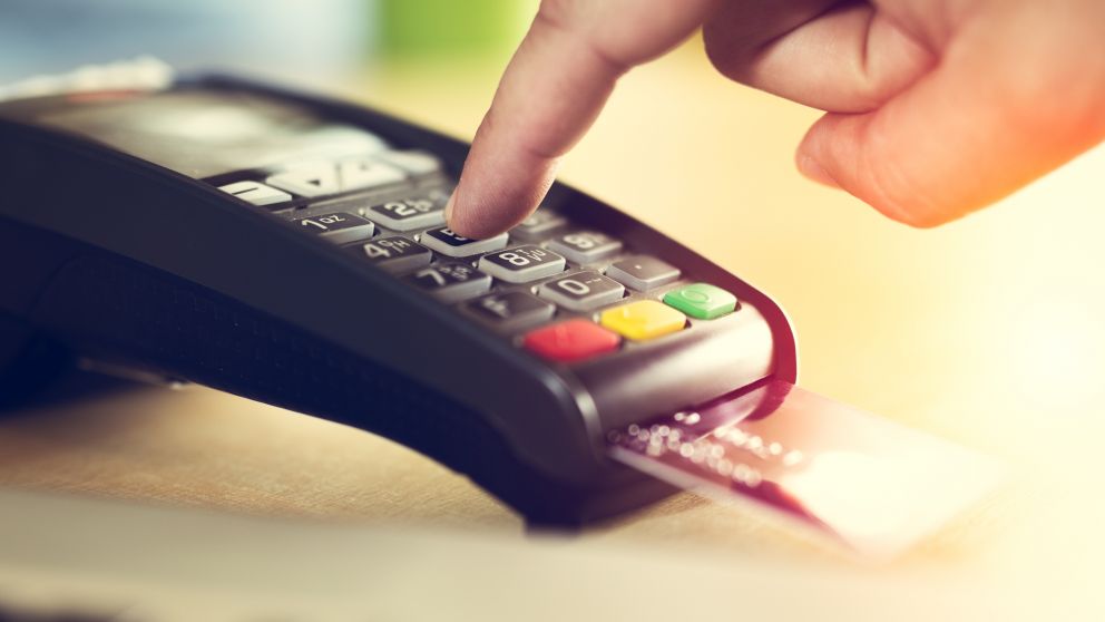 Comercios deberán informar todos los medios de pago que acepten