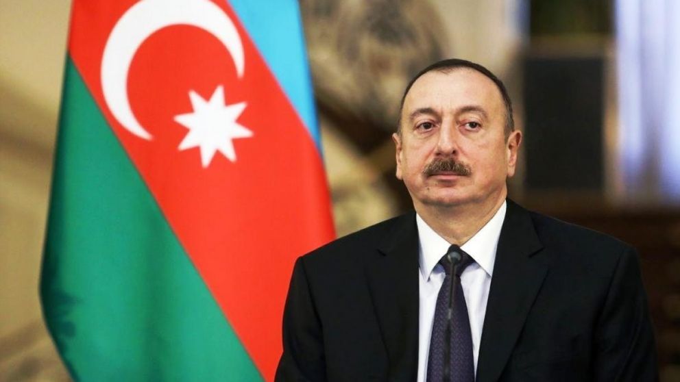 Azerbaiyán anuncia su disposición a negociar una tregua en Nagorno Karabaj