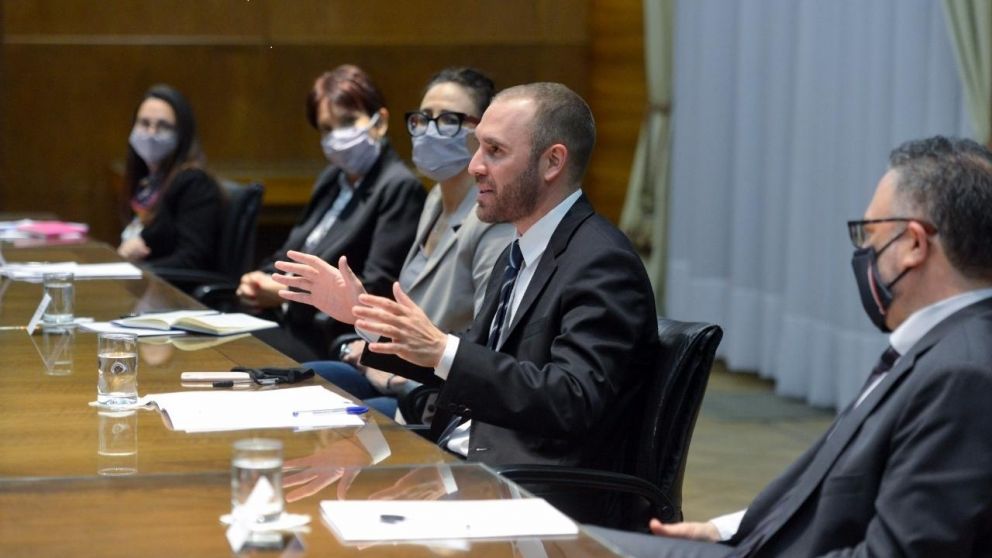 El Gobierno afirma que "hay diálogo abierto" con los bonistas