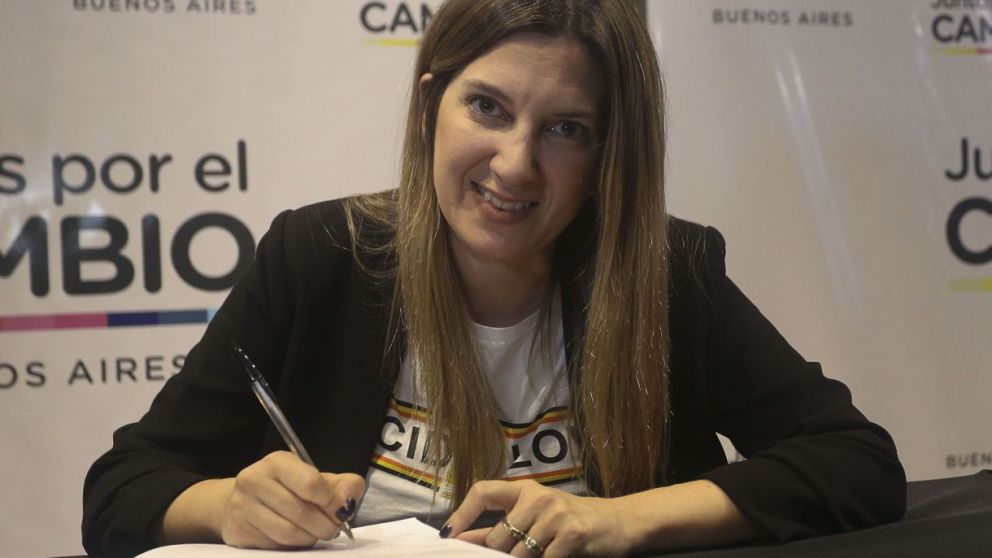 La legisladora Silvia Lospennatto firmó el proyecto de declaración