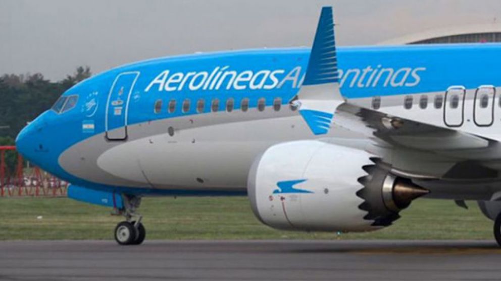 Se reanudan los vuelos de cabotaje en Aerolíneas Argentinas que partirán desde Ezeiza
