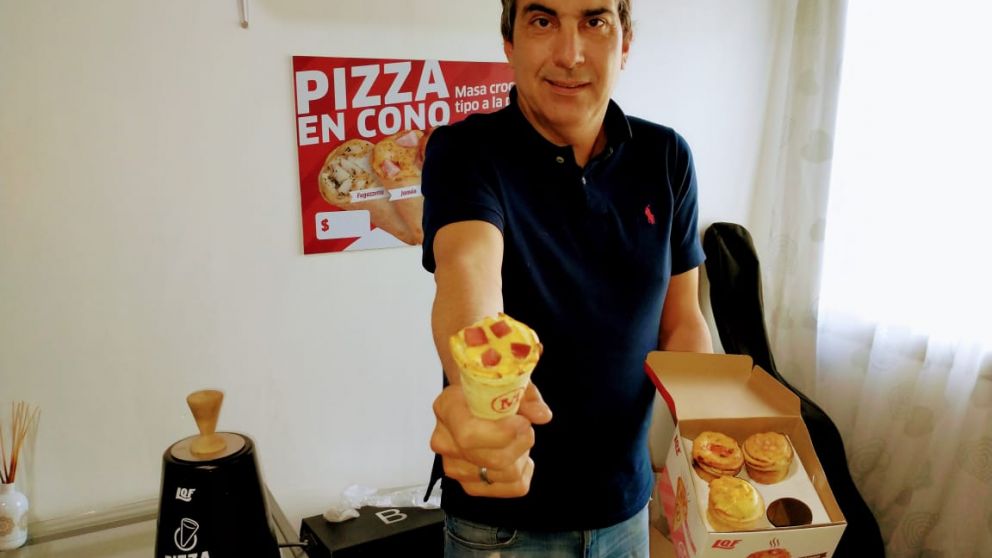 Alejandro Flores, el creador de los conos de pizza LQF, una empresa con impacto social