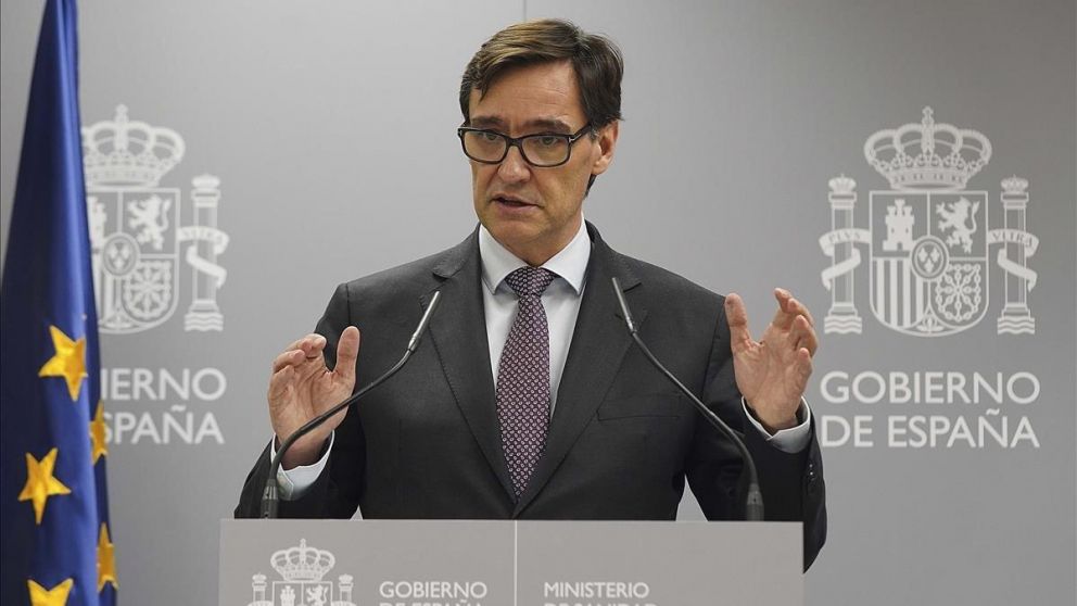 España analiza toques de queda nocturnos para frenar contagios