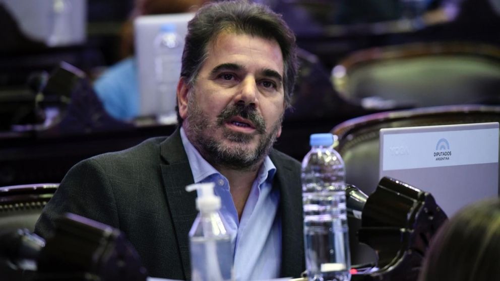 Ritondo reaviva la interna en el PRO : "A mi me conduce María Eugenia Vidal"
