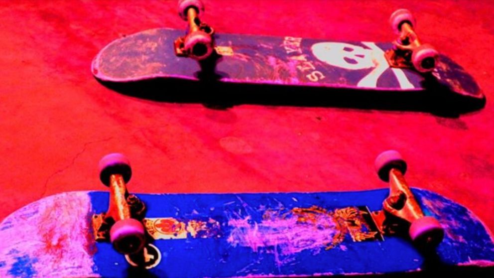 Raúl Perrone y sus retratos de los pibes sobre ruedas