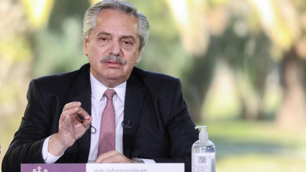 El gobierno tomó nota del banderazo y en bloque le salió al cruce a la oposición