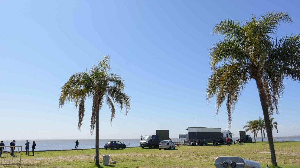 Intimaron a grupo empresario de autocine que ocupa tierras fiscales por deuda de más de $27 millones