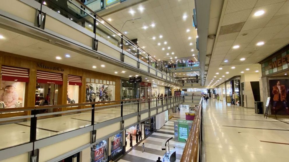 Los shoppings reclaman la apertura para no perder la ventas del Día de la Madre