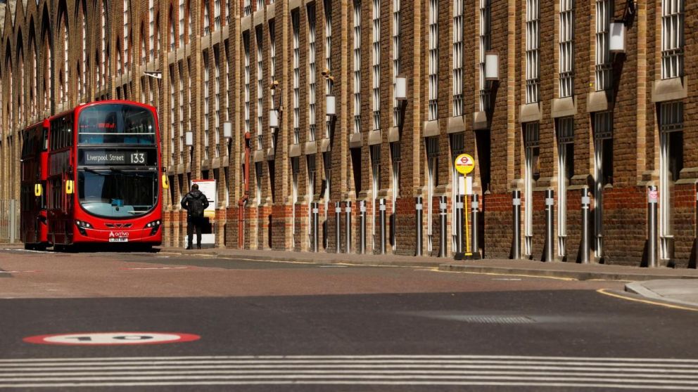 Líderes del norte de Inglaterra piden apoyo financiero si se endurecen restricciones