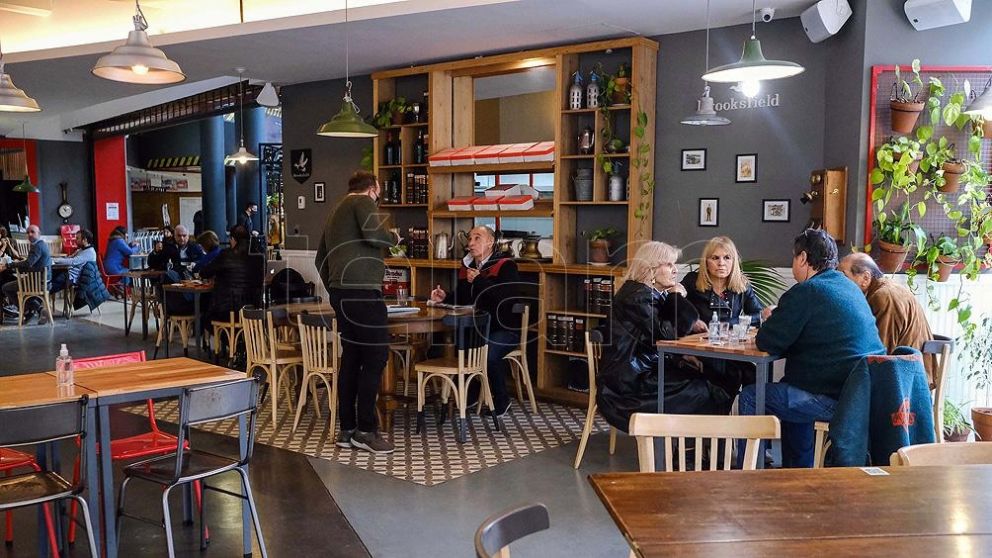 CABA buscará que se habiliten los salones de los restaurantes