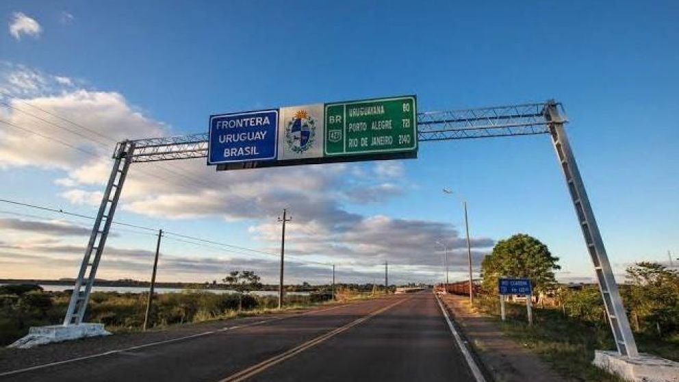 Brasil prorroga la restricción de entrada de extranjeros por tierra