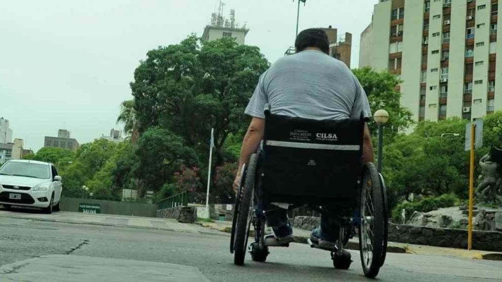 Las líneas de asistencia buscan una mayor inclusión de las personas con discapacidad
