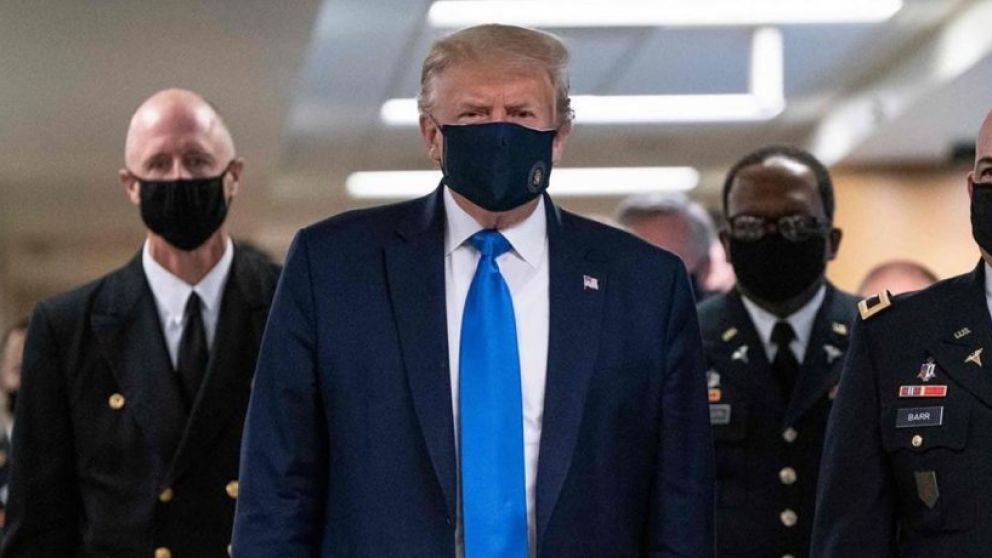 Cruces en los relatos del estado de salud de Donald Trump