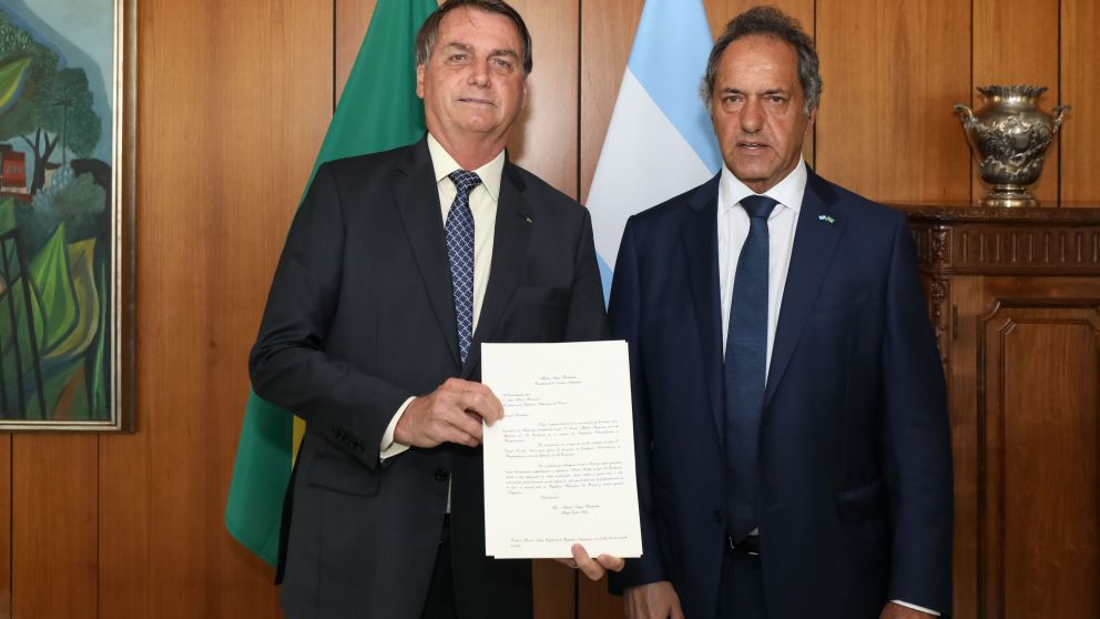 (Bras�lia - DF, 19/08/2020) Apresenta��o da carta credencial do Embaixador da Argentina Daniel Osvaldo Scioli, ao Senhor Presidente da Rep�blica, Jair Bolsonaro.Foto: Marcos Corr�a/PR