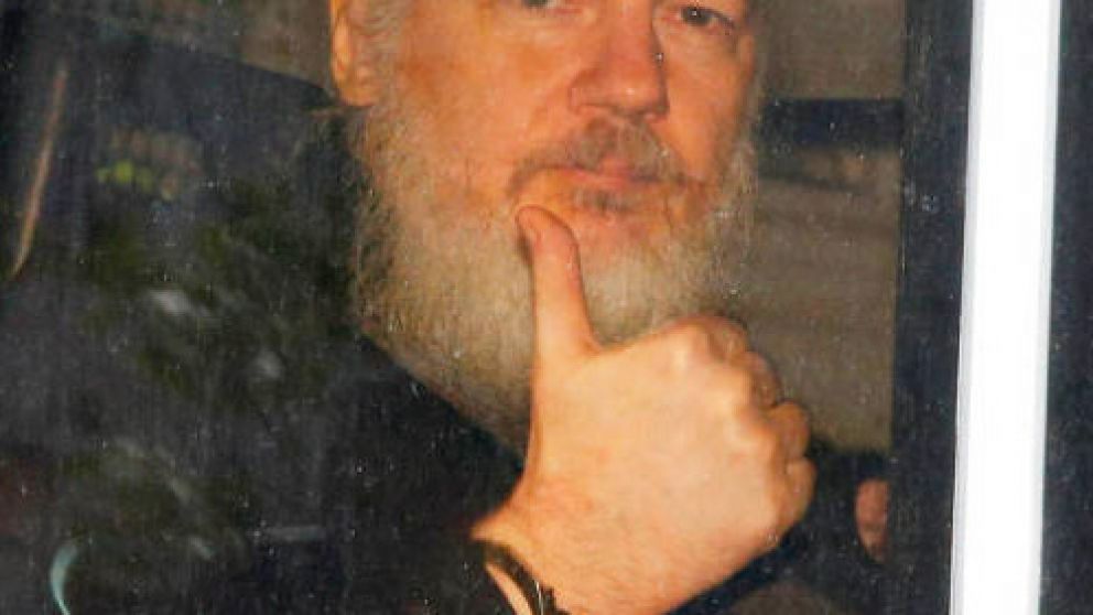 Se define si Julian Assange será extraditado a Estados Unidos