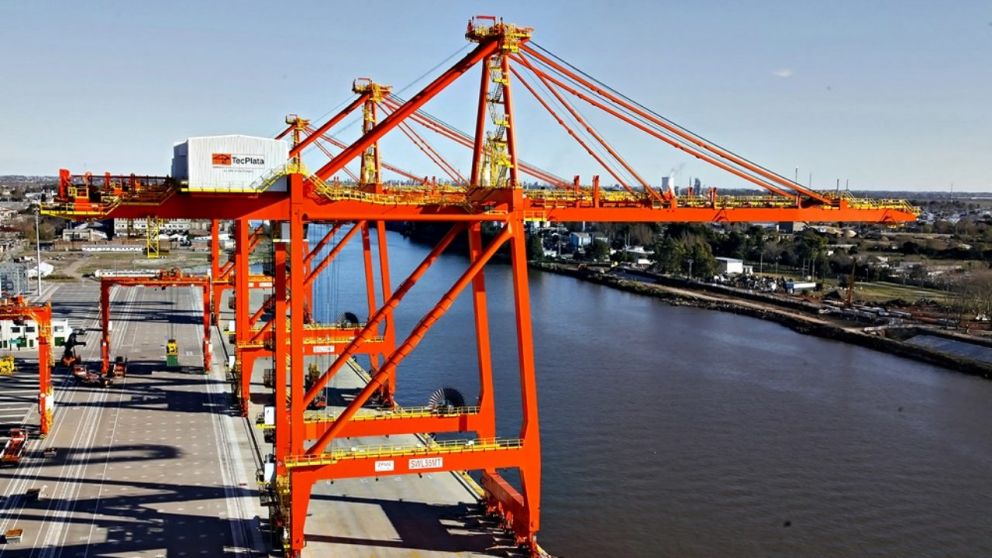 Concluyente informe de la actividad portuaria desnuda las falencias del Puerto de La Plata y de su terminal TecPlata
