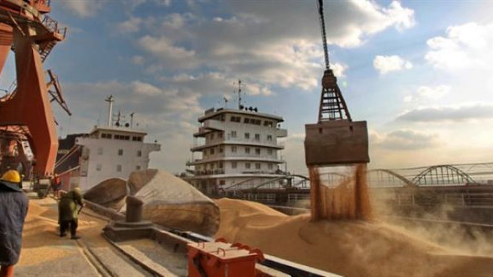 Del "populismo financiero" a la agregación de valor