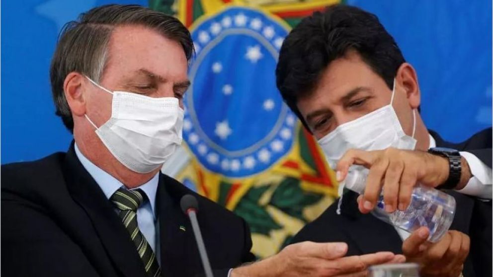 Bolsonaro no buscaba la solución al virus y culpaba a China