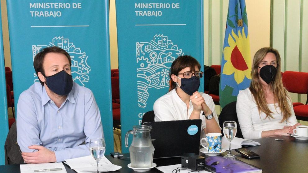 Ruiz Malec destacó el esfuerzo de maestros y profesores durante la crisis Covid