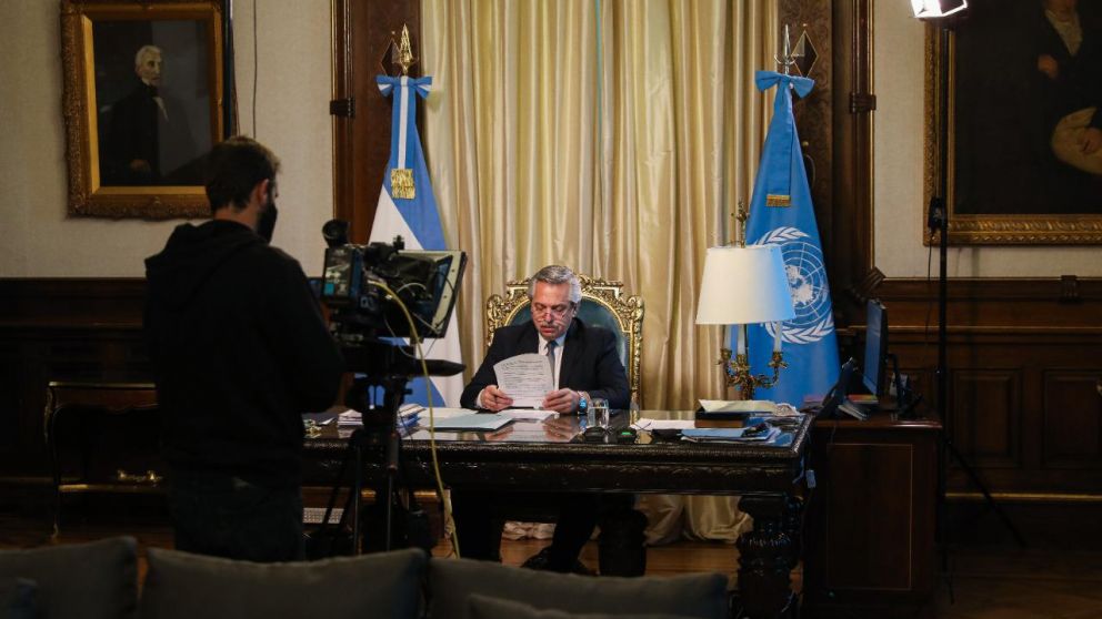 Alberto Fernández fue el décimo mandatario en hablar y ofreció un discurso desde la Casa Rosada