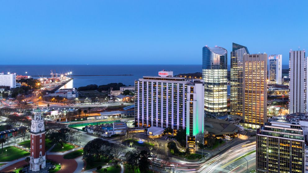 Sheraton y Park Tower se reconvierten y ofrecen festejos de fin de año en casa