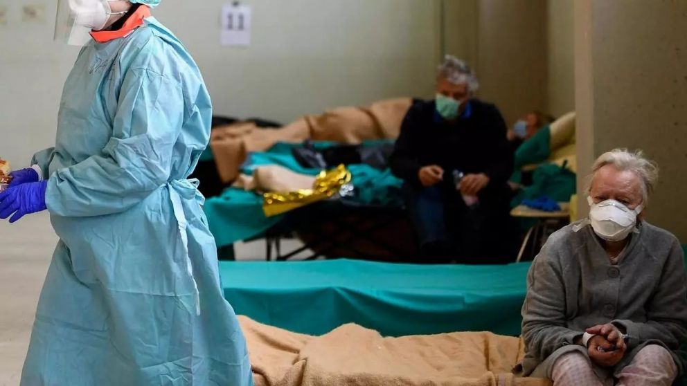 Del total de casos activos, 53 son de un geriátrico