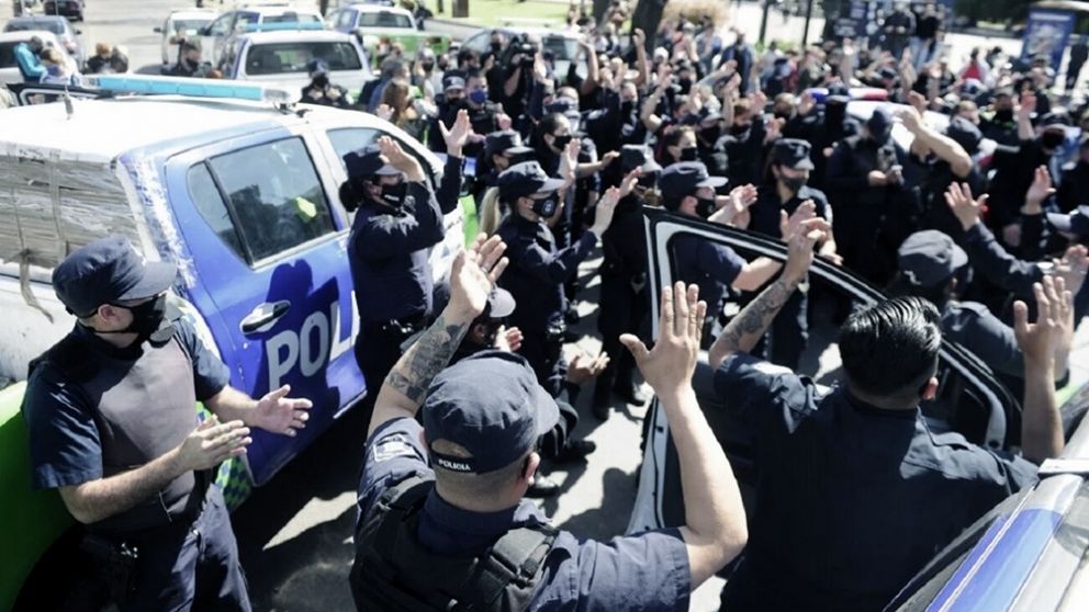 Las protestas policiales provocaron el repudio de todo el arco político