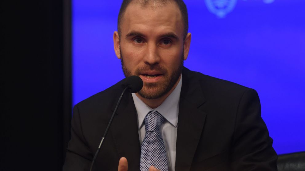 El Gobierno presenta hoy el proyecto de canje de deuda en dólares bajo ley local