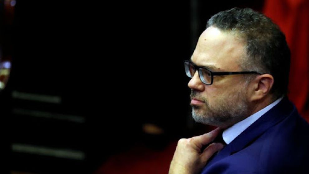 El ministro Kulfas aseguró que el tipo de cambio "no genera escollos" a la hora de exportar