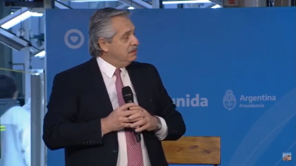 Alberto Fernández pidió "volver a sentar en una mesa a los que trabajan, los que producen y el Estado"