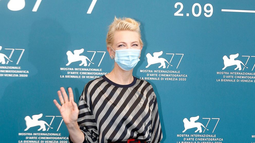 Abre el Festival de Venecia con fuerte defensa del cine en salas