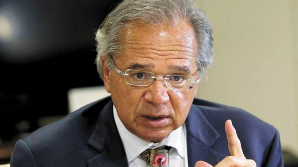 Ministro de Econom�a de Brasil prev� r�pida recuperaci�n tras ca�da de 9,7% del PIB