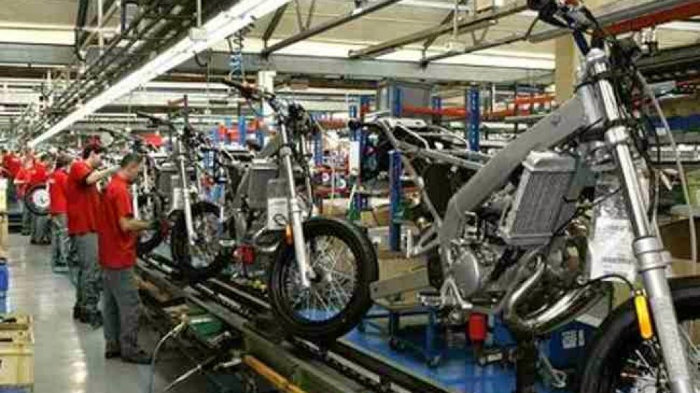 En lo que va del año, las ventas de motos cayeron 33,7 por ciento