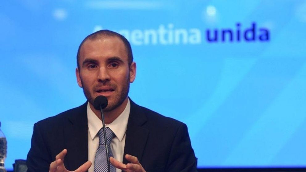 Economía licita cuatro letras: busca rollear $80.000 millones y hacerse de financiamiento extra para el Tesoro