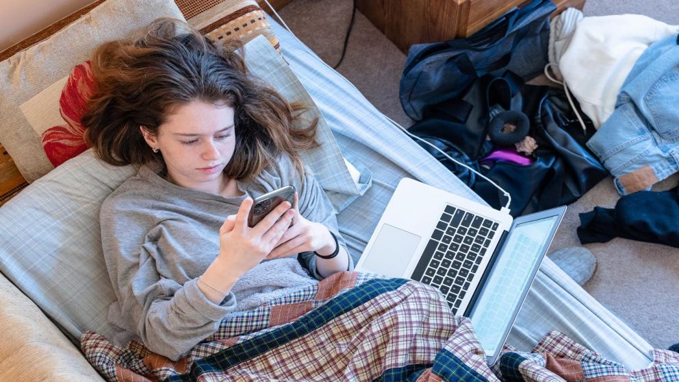 El 80% de los adolescentes y jóvenes cumple con las medidas del ASPO
